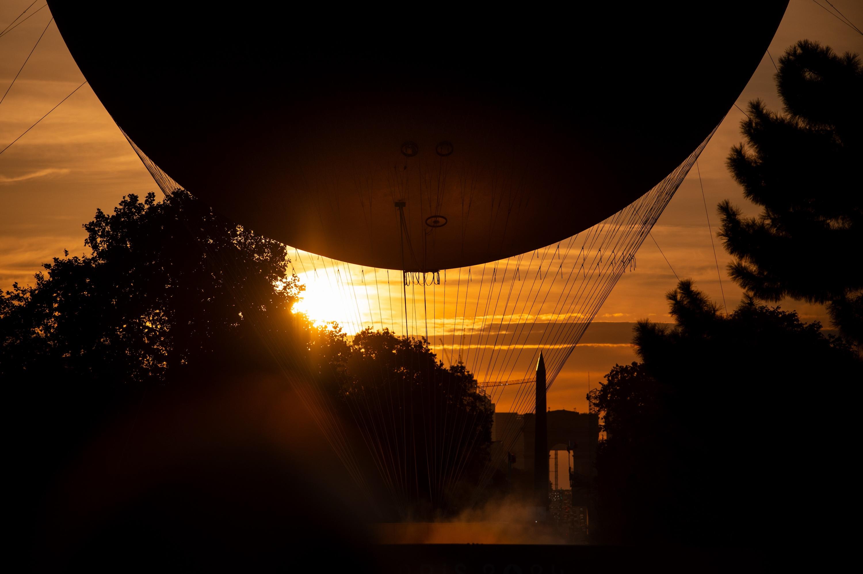The Cauldron Illuminates the Parisian Summer